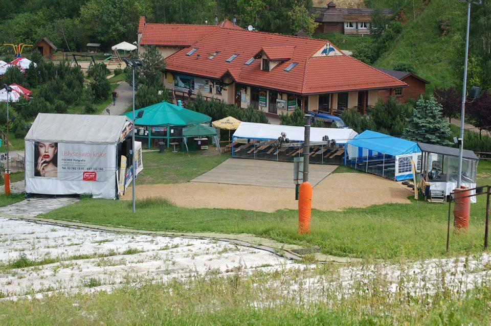 Pensjonat Cztery Pory Roku Tarnowskie Góry Εξωτερικό φωτογραφία